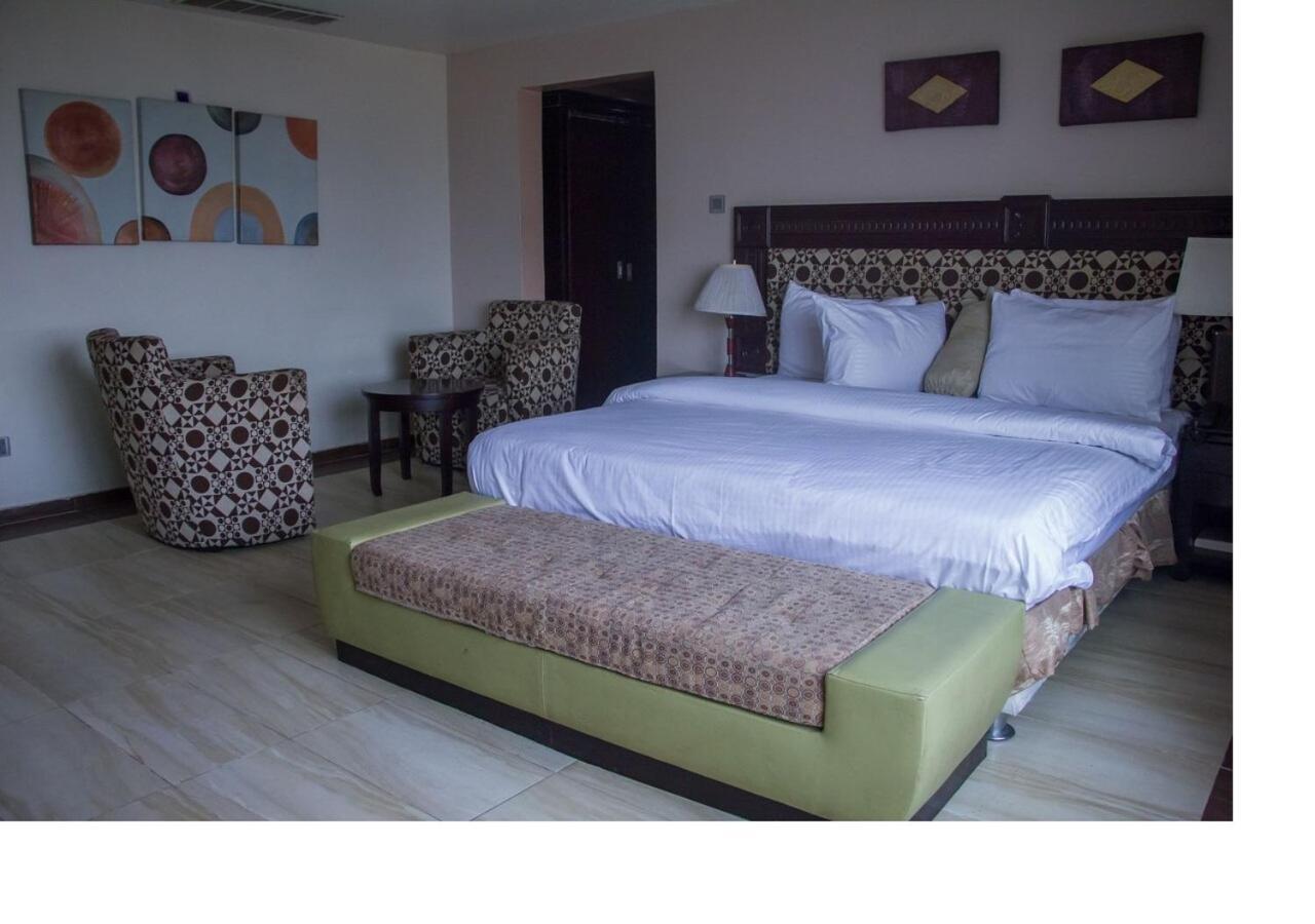 Exel Oriental Hotel & Suites Lagos Extérieur photo