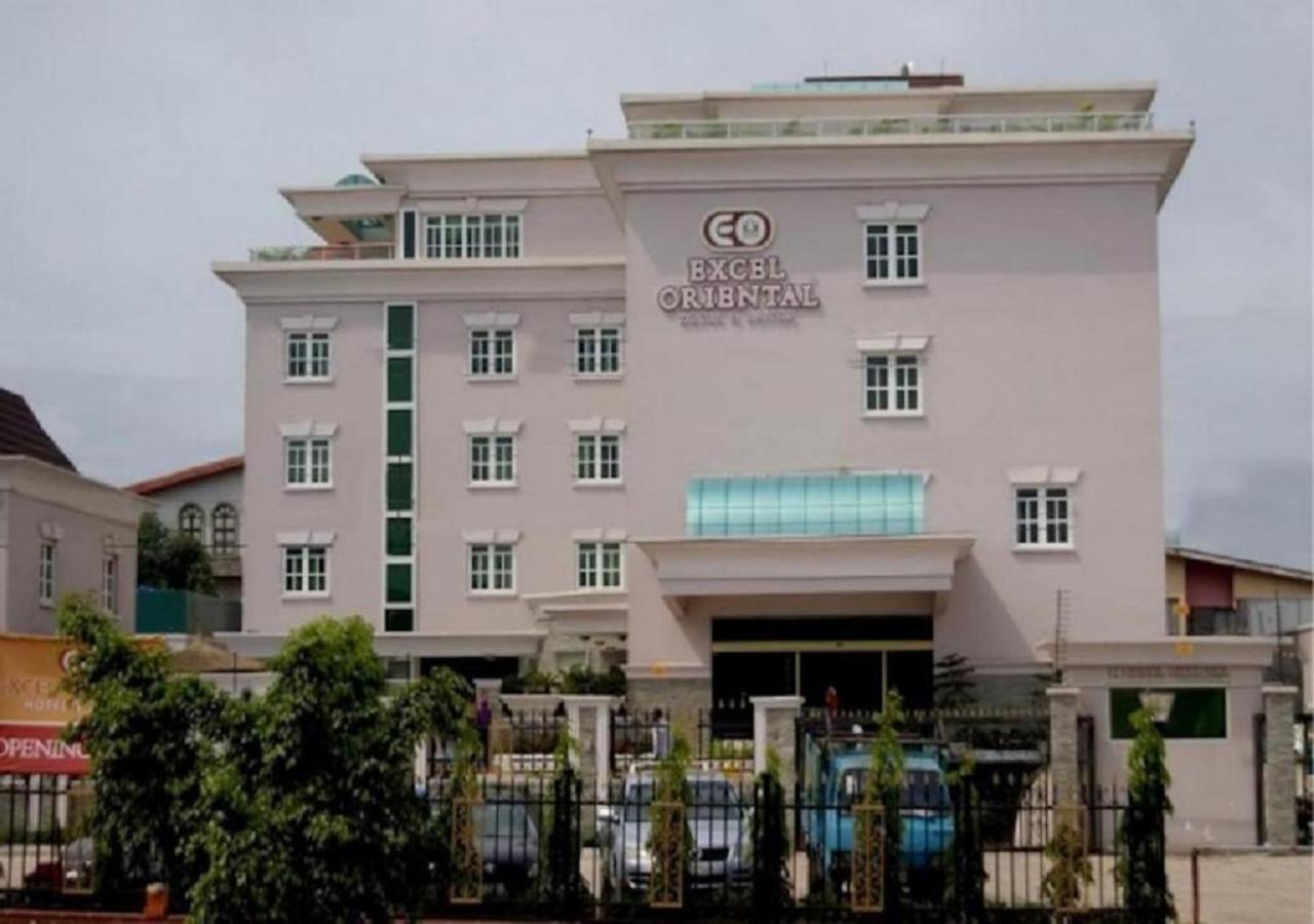 Exel Oriental Hotel & Suites Lagos Extérieur photo