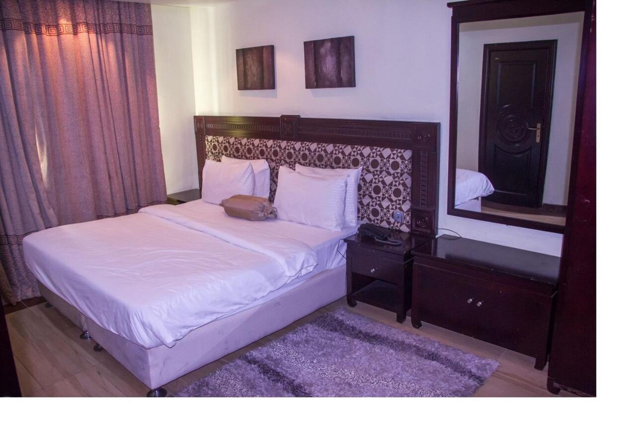 Exel Oriental Hotel & Suites Lagos Extérieur photo